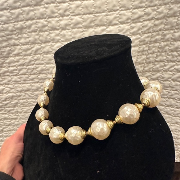 Vintage faux statement pearls - Picture 6 of 8